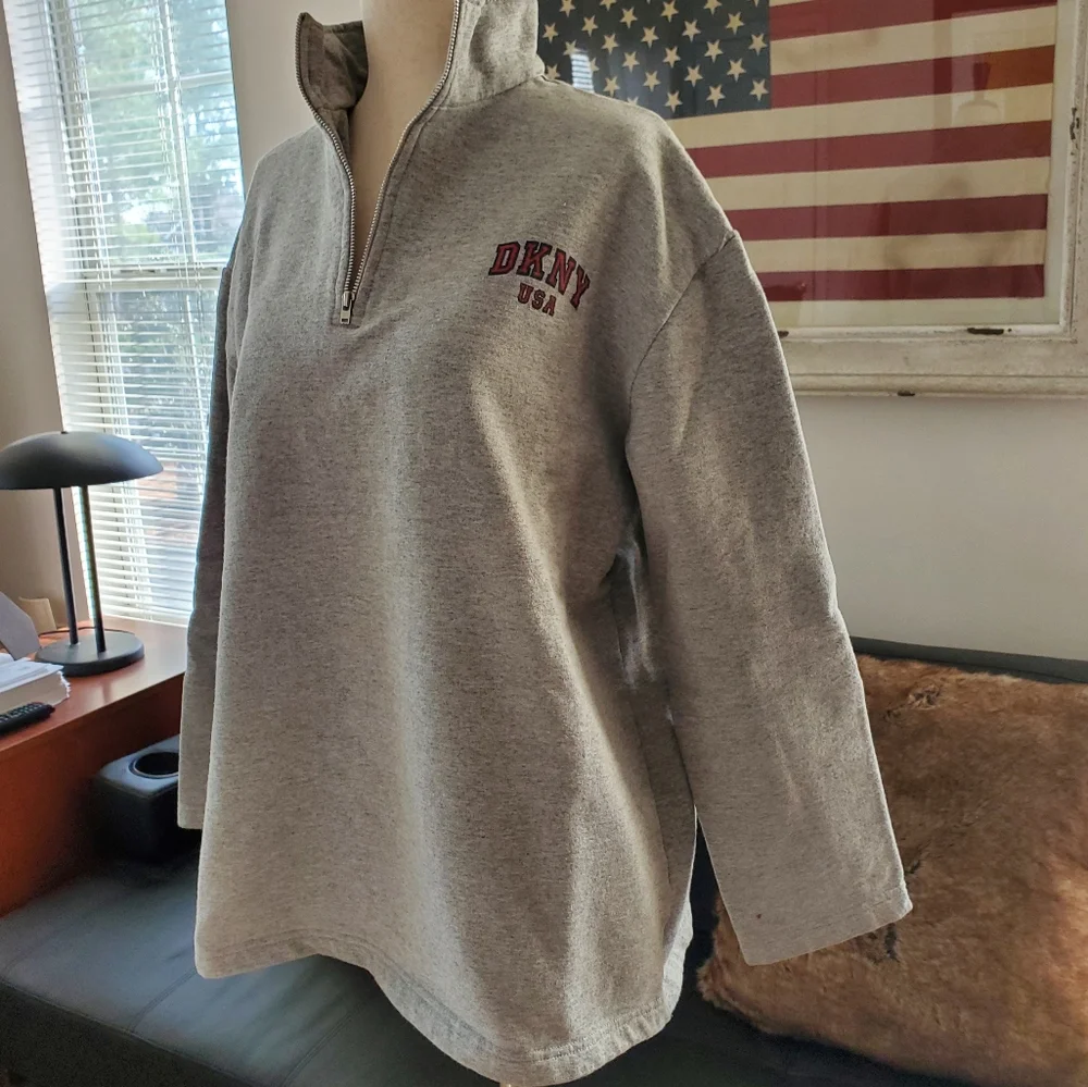DKNY Classic Women's Quarter Zip Pullover in Gray Size Small